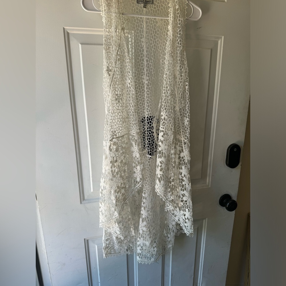 S white kimono